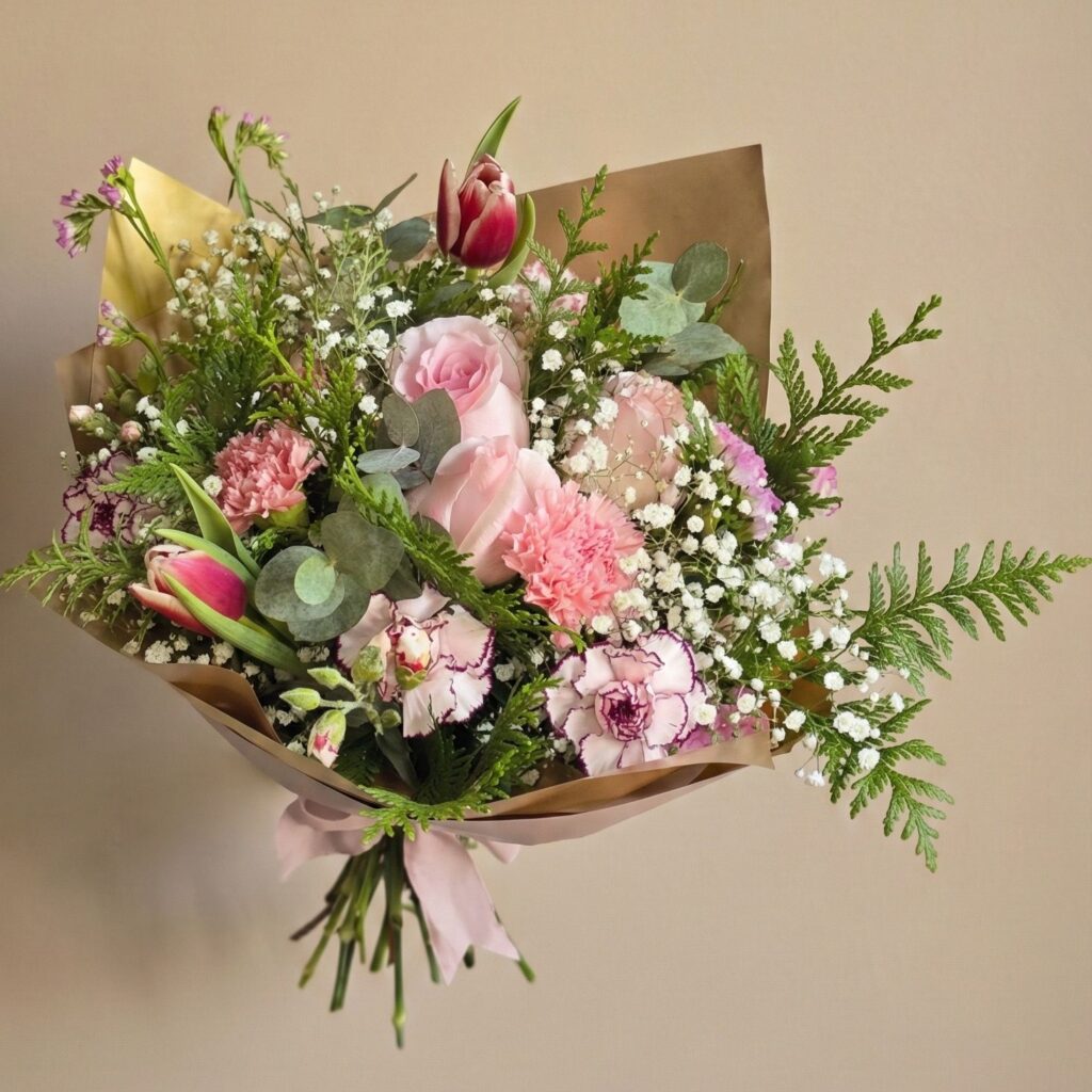 Ramo Lucía con flores frescas de temporada